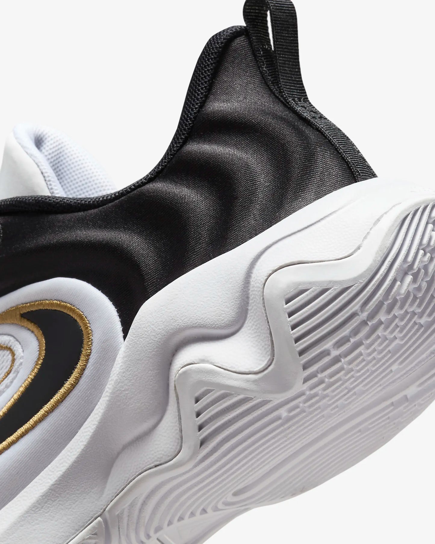 Nike Immortality 4