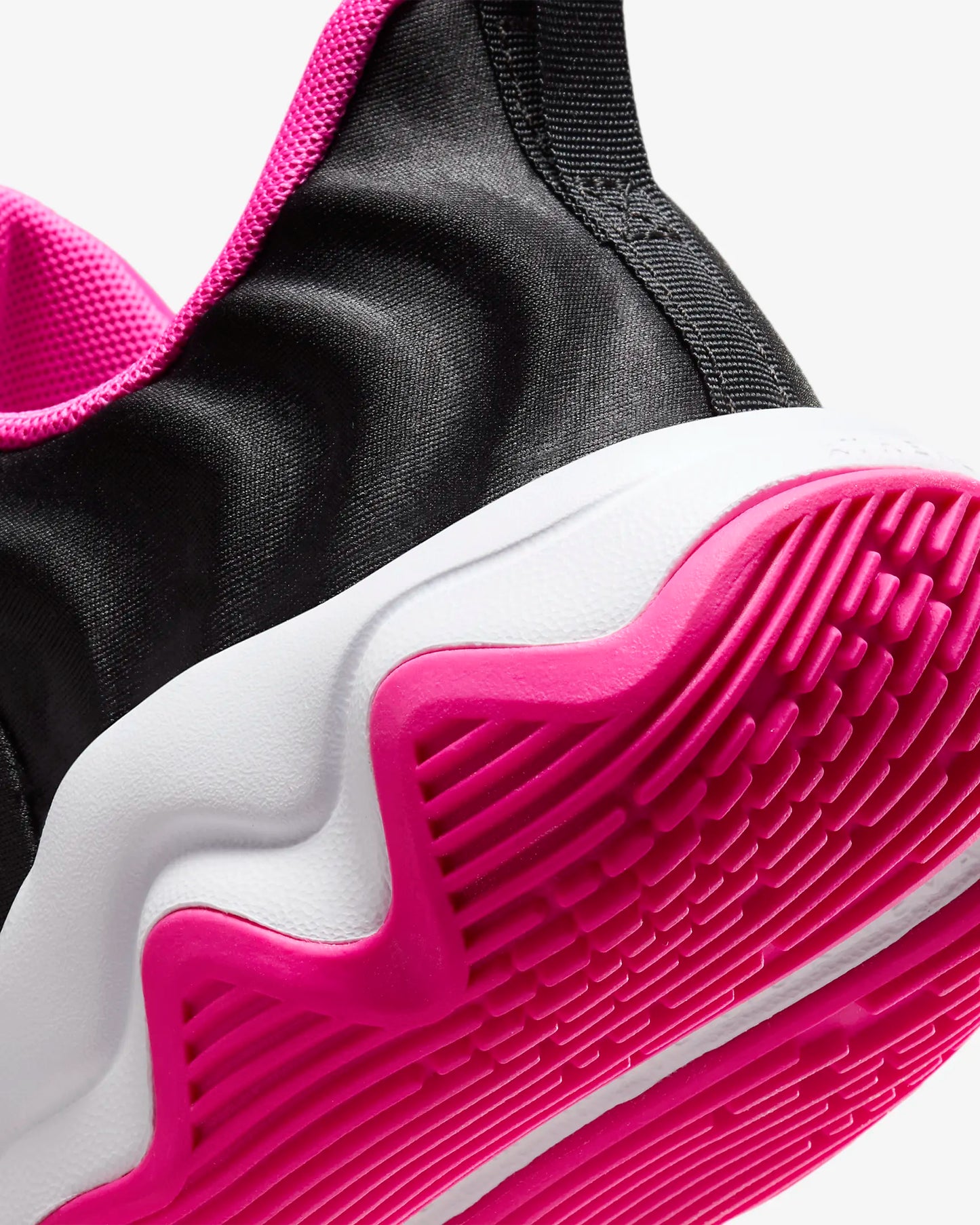 Nike Immortality 4