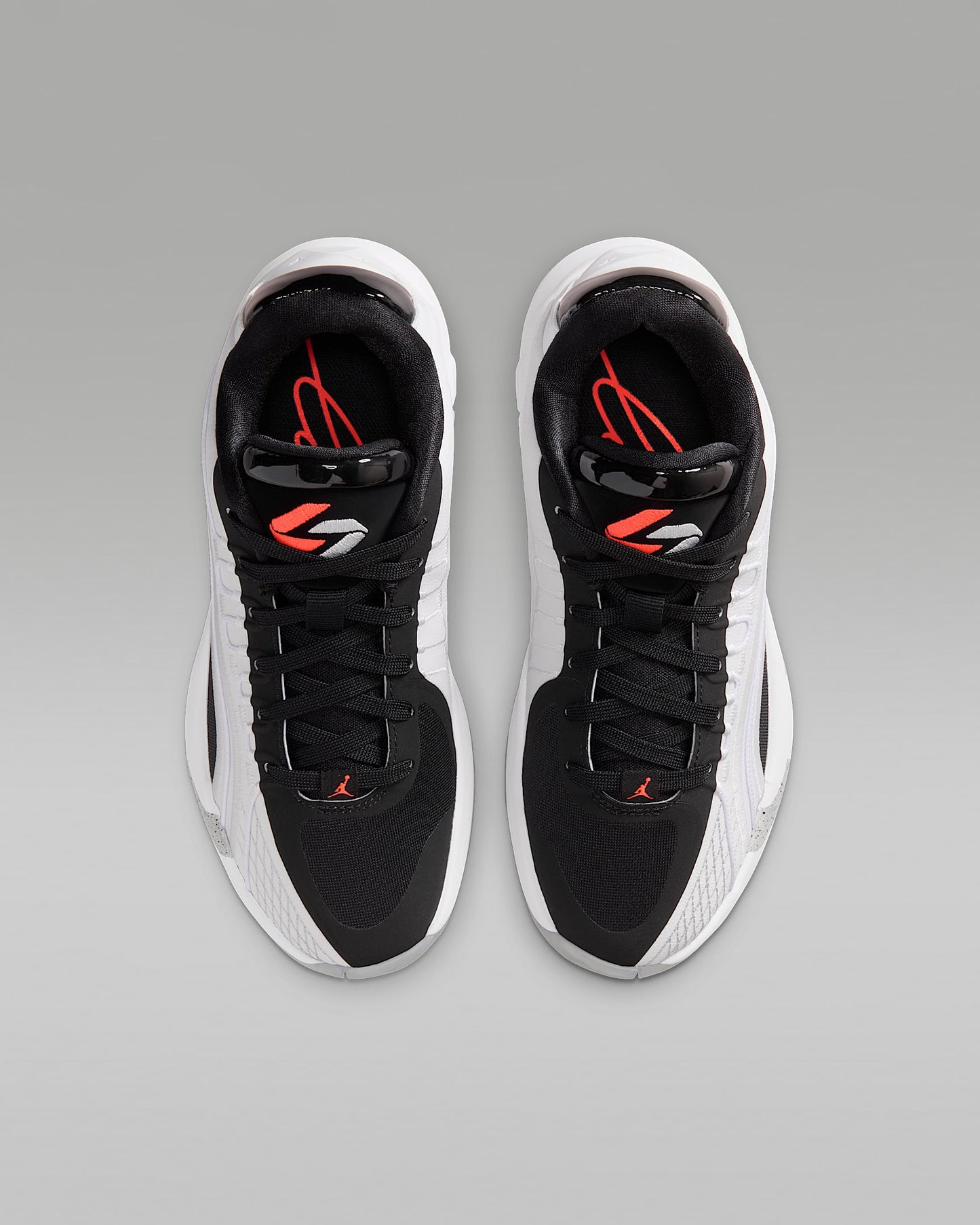 Luka 4 "White Cement"