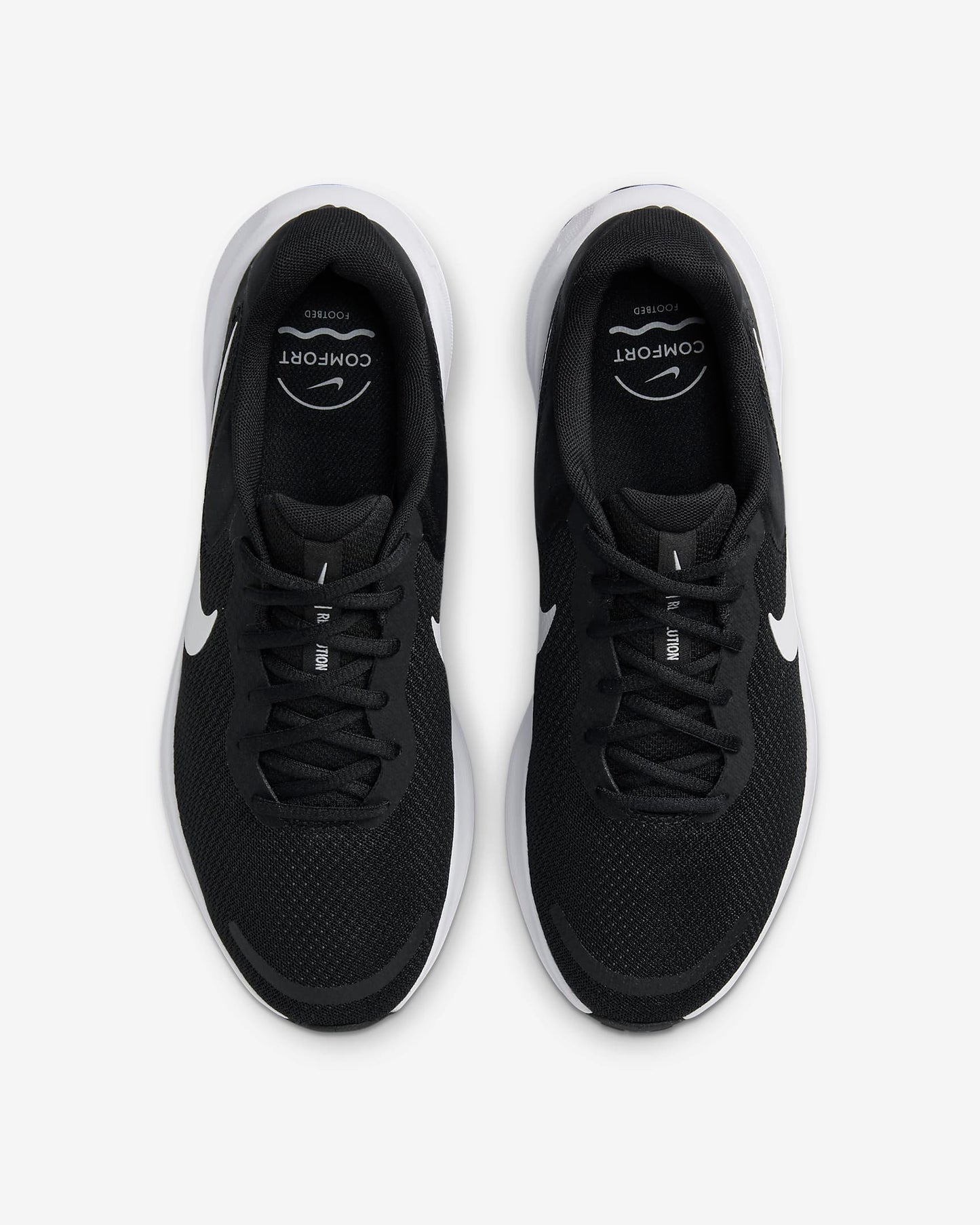 Nike Revolution 7