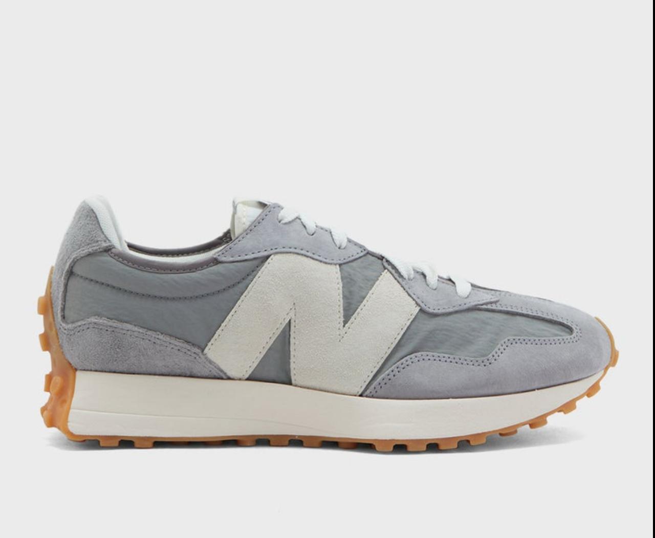 New Balance 327