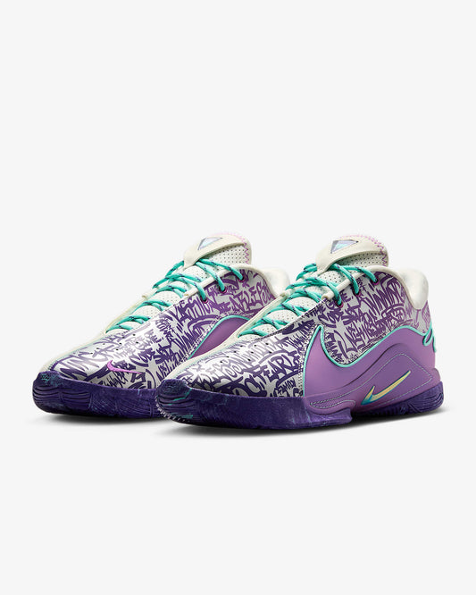 LeBron XXII “Mogul”